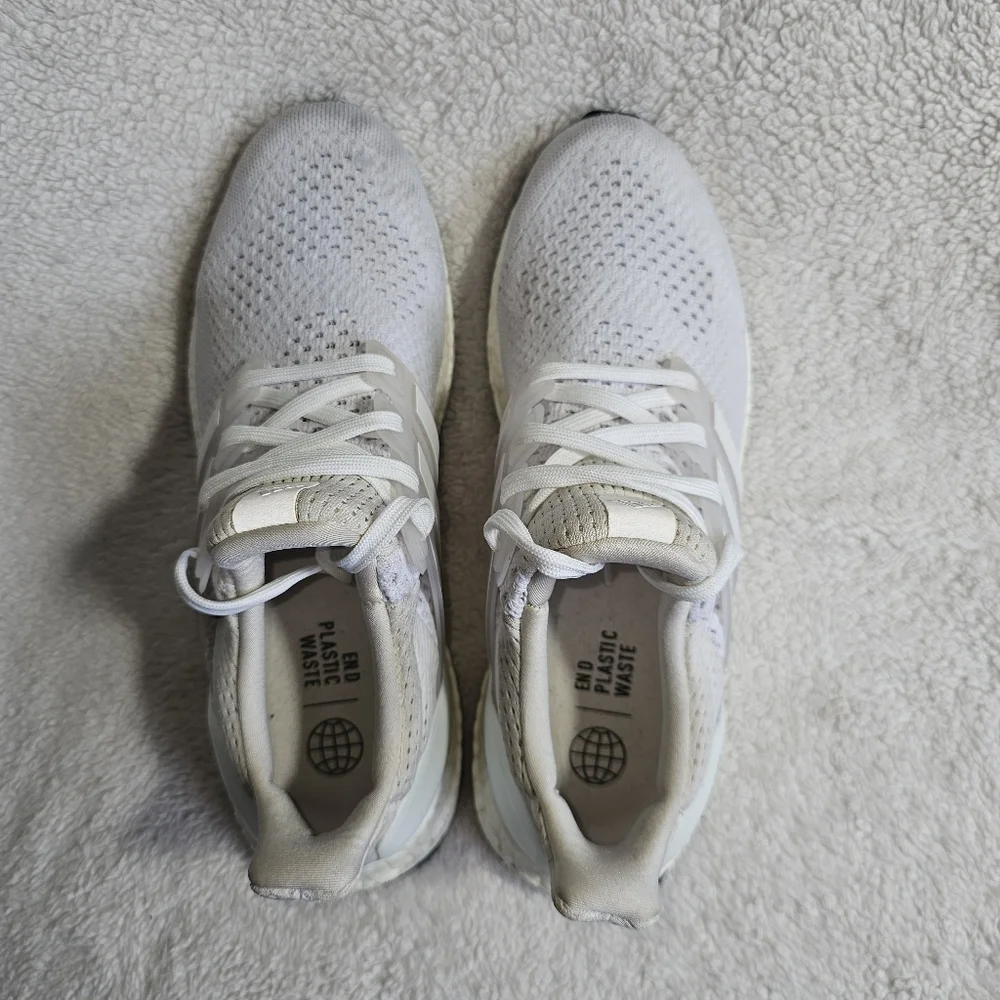 Adidas Women’s Ultraboost 4.0 DNA Running Shoes Light Pink￼ G54006 Size 8.5